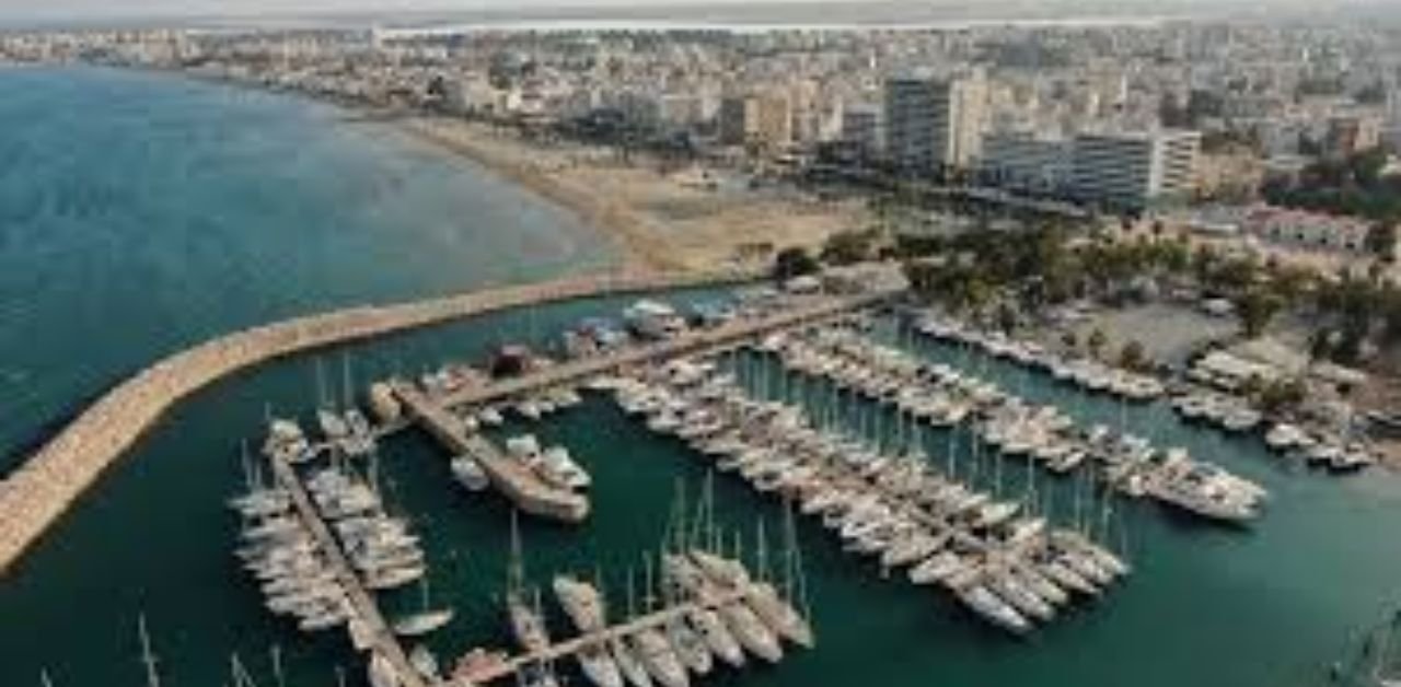 EasyJet Larnaca Office in Cyprus