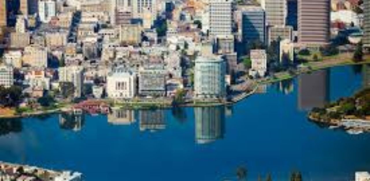 Spirit Airlines Oakland Office in USA